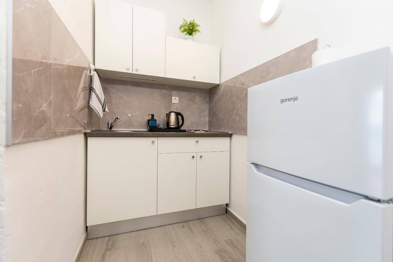 Apartments Stipe Lokva Rogoznica Eksteriør billede